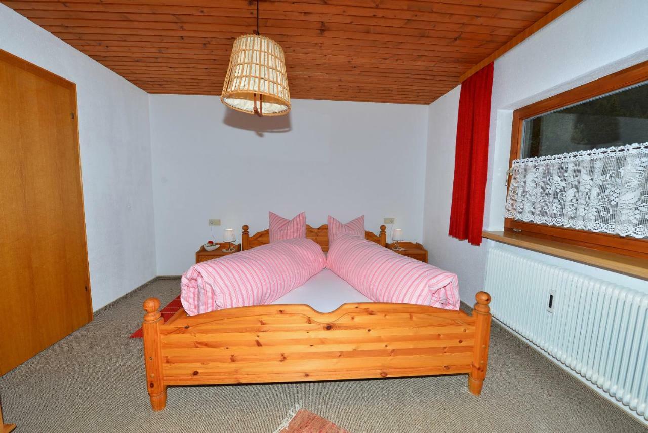 Ferienwohnung Frauenschuh Vorderhornbach Bagian luar foto