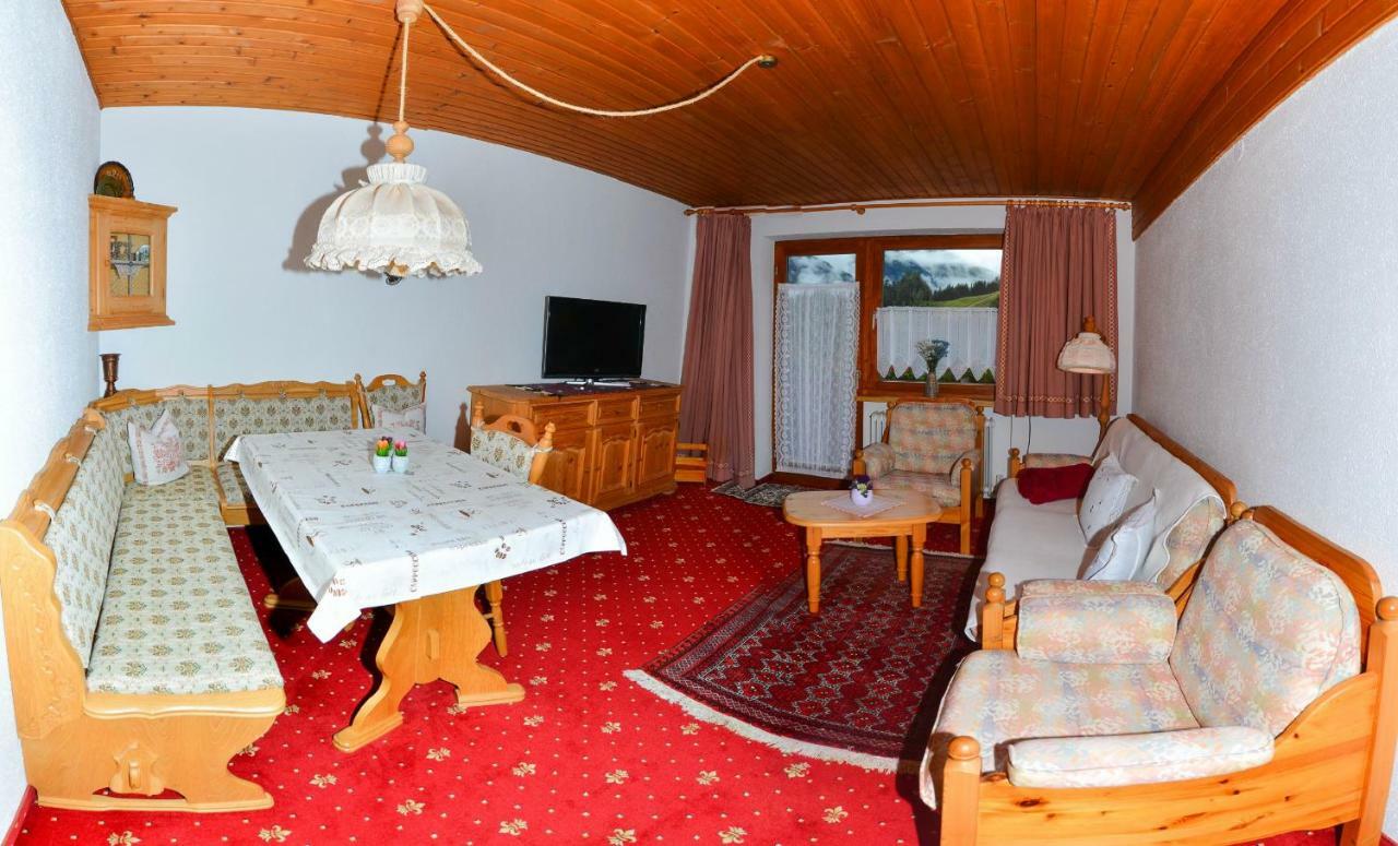 Ferienwohnung Frauenschuh Vorderhornbach Bagian luar foto
